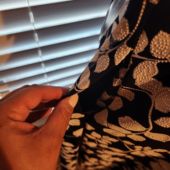 NWT Navy Floral Dress - Picture 4 of 9